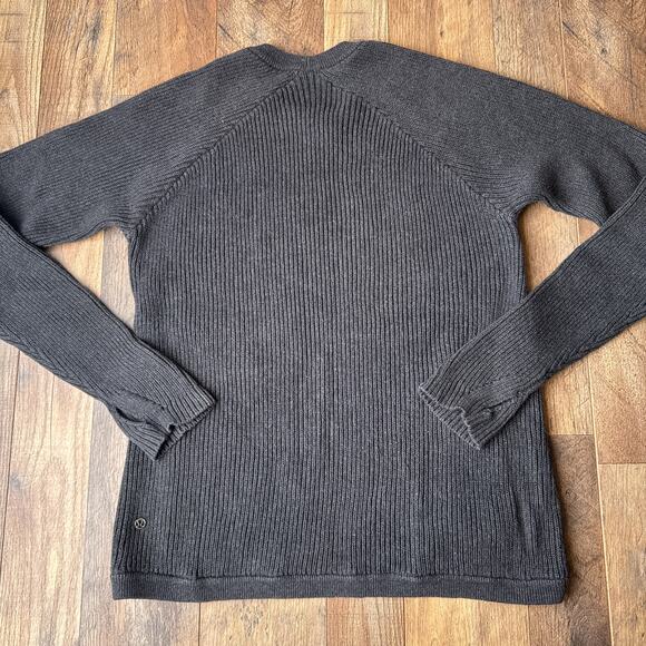 Lululemon Knit Crew Neck Ribbed Sweater Women's Size 2 Gray Knit Pockets - Picture 3 of 9